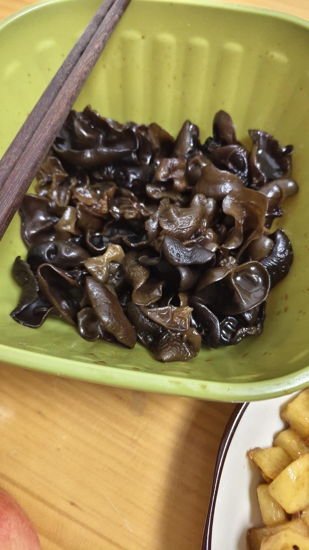 凉拌小木耳（万能酱汁）