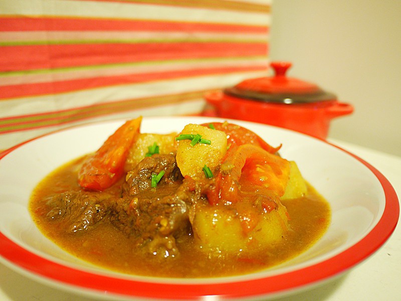 西红柿牛腩土豆