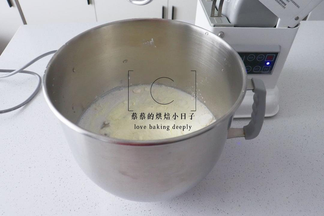 纯奶手撕吐司的做法 步骤1