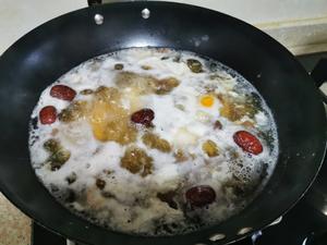 红枣桂圆鸡蛋汤的做法 步骤3