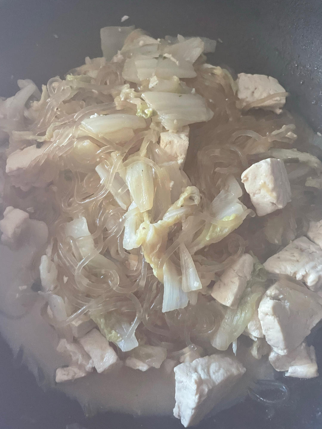 家常白菜粉条炖豆腐