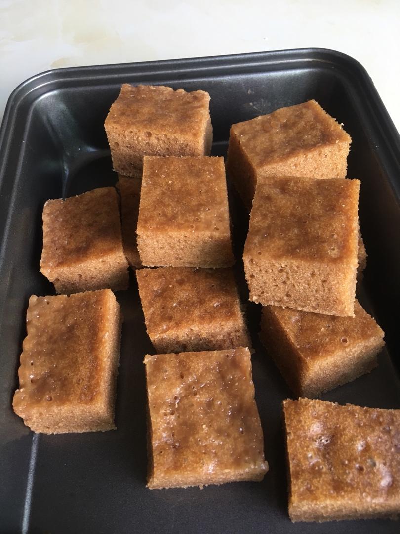 马拉糕，软糯弹韧，香甜细腻，和一般发糕不一样