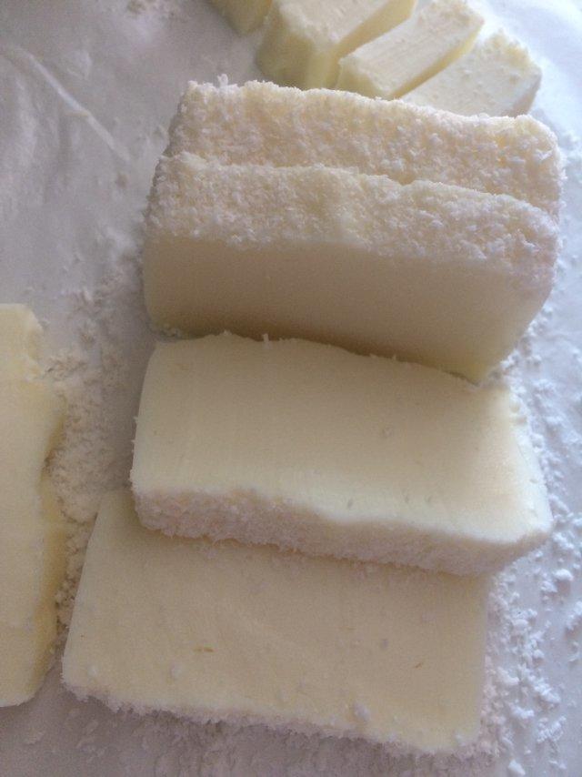 牛奶椰蓉小方