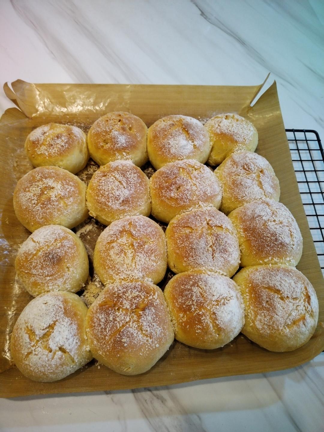 不用揉面的蠢萌软面包