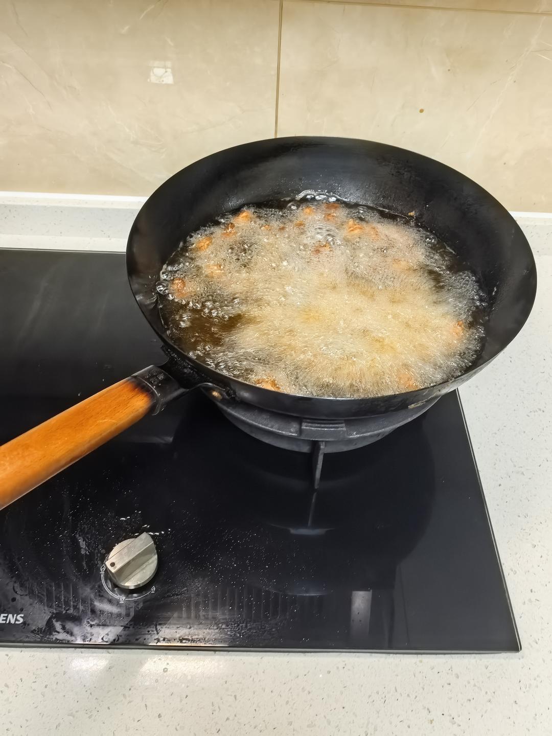 油炸大油边的做法