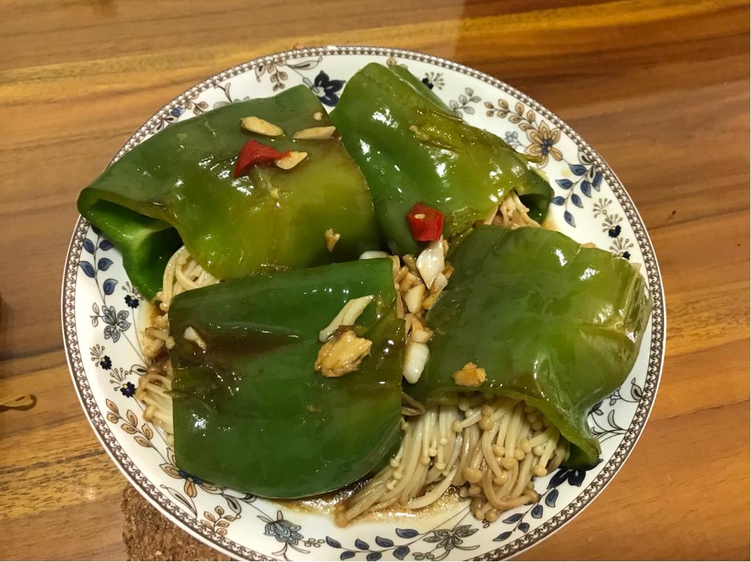 虎皮青椒金针菇酿