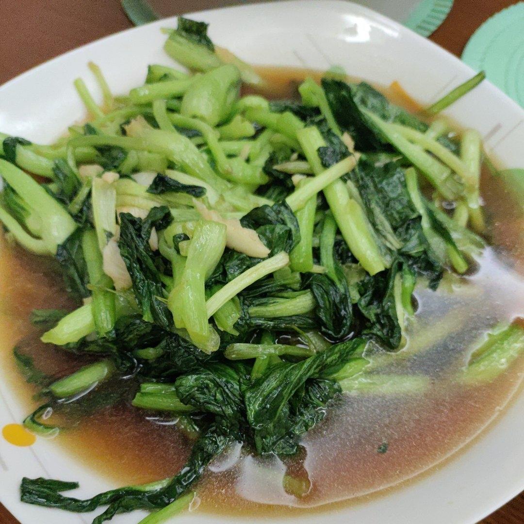 清炒鸡毛菜 清炒各种绿色