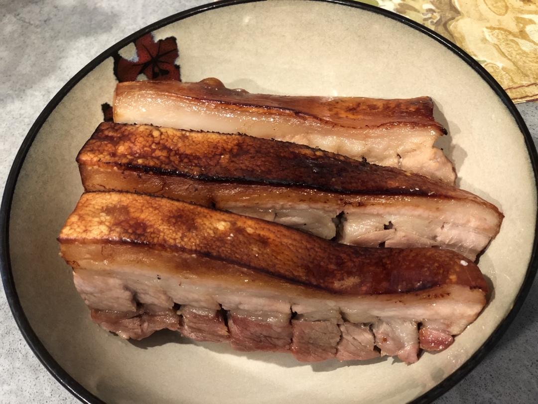 脆皮烤五花肉
