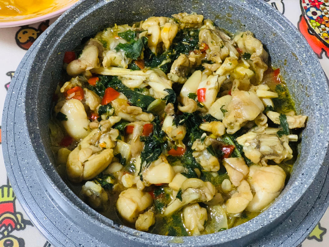 紫苏剁椒牛蛙