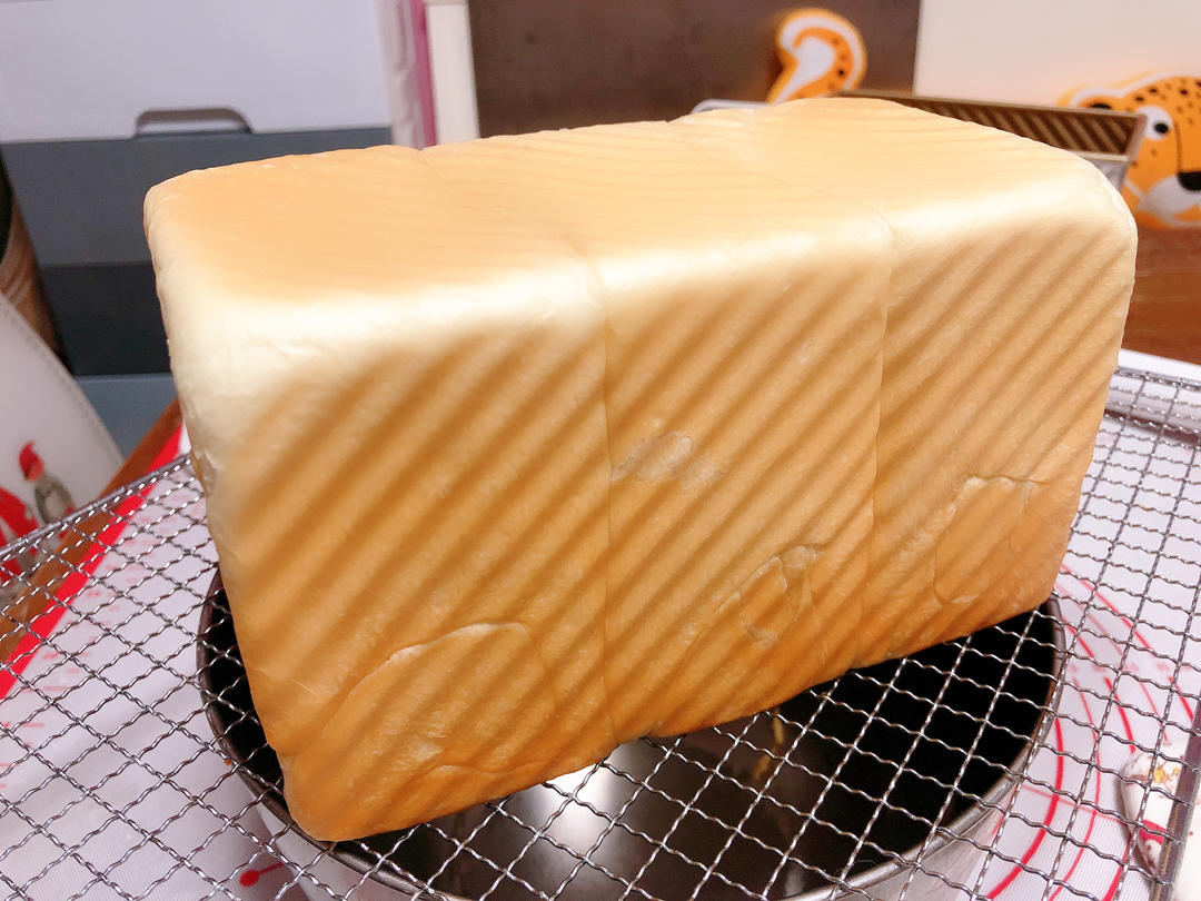 【小高姐】早餐白面包 极简主义的手工面包