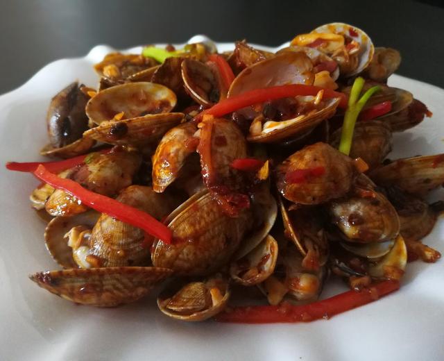 『月澜姐』爆炒蛤蜊 ▏新鲜美味没有沙，好吃过大拍档的炒花蛤的做法