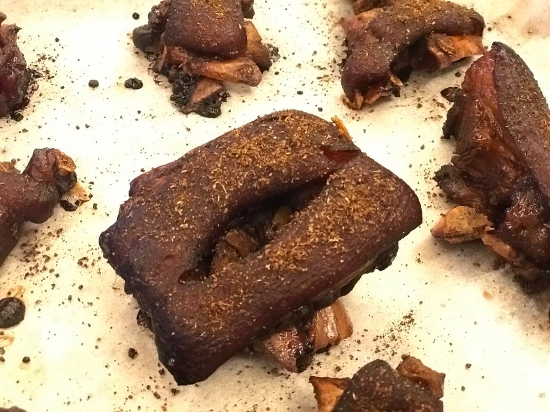 香酥烤猪蹄