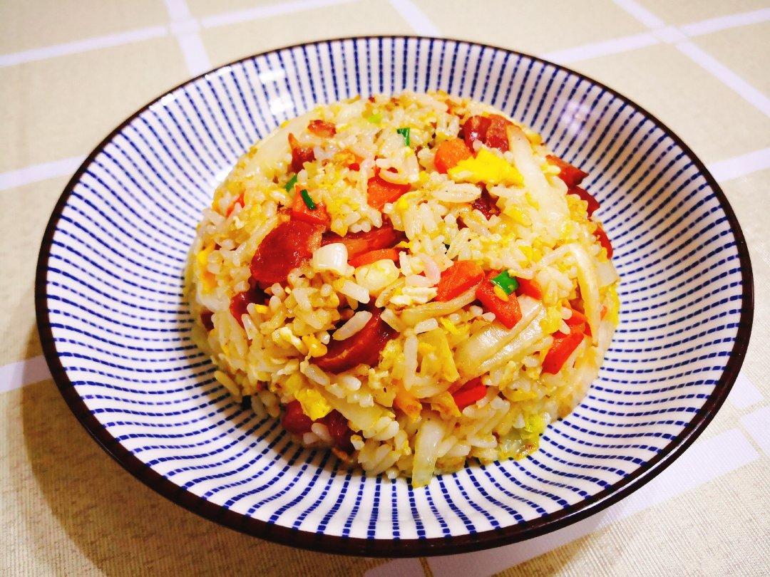 爆好吃的无敌腊肠炒饭