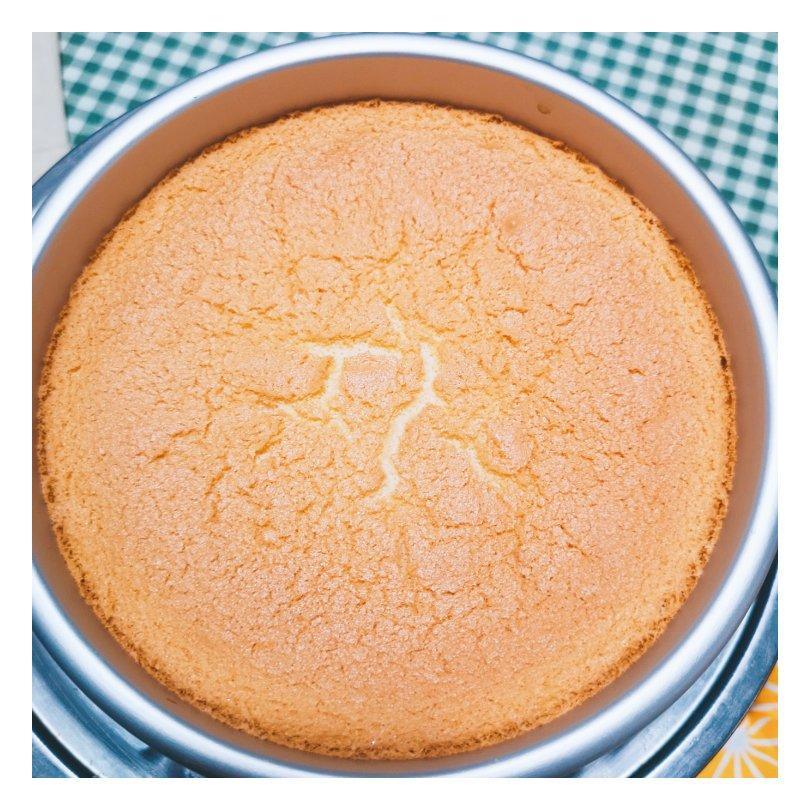 烤箱做蛋糕（戚风蛋糕的做法）