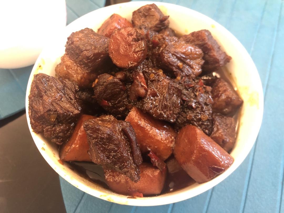 红烧牛腩