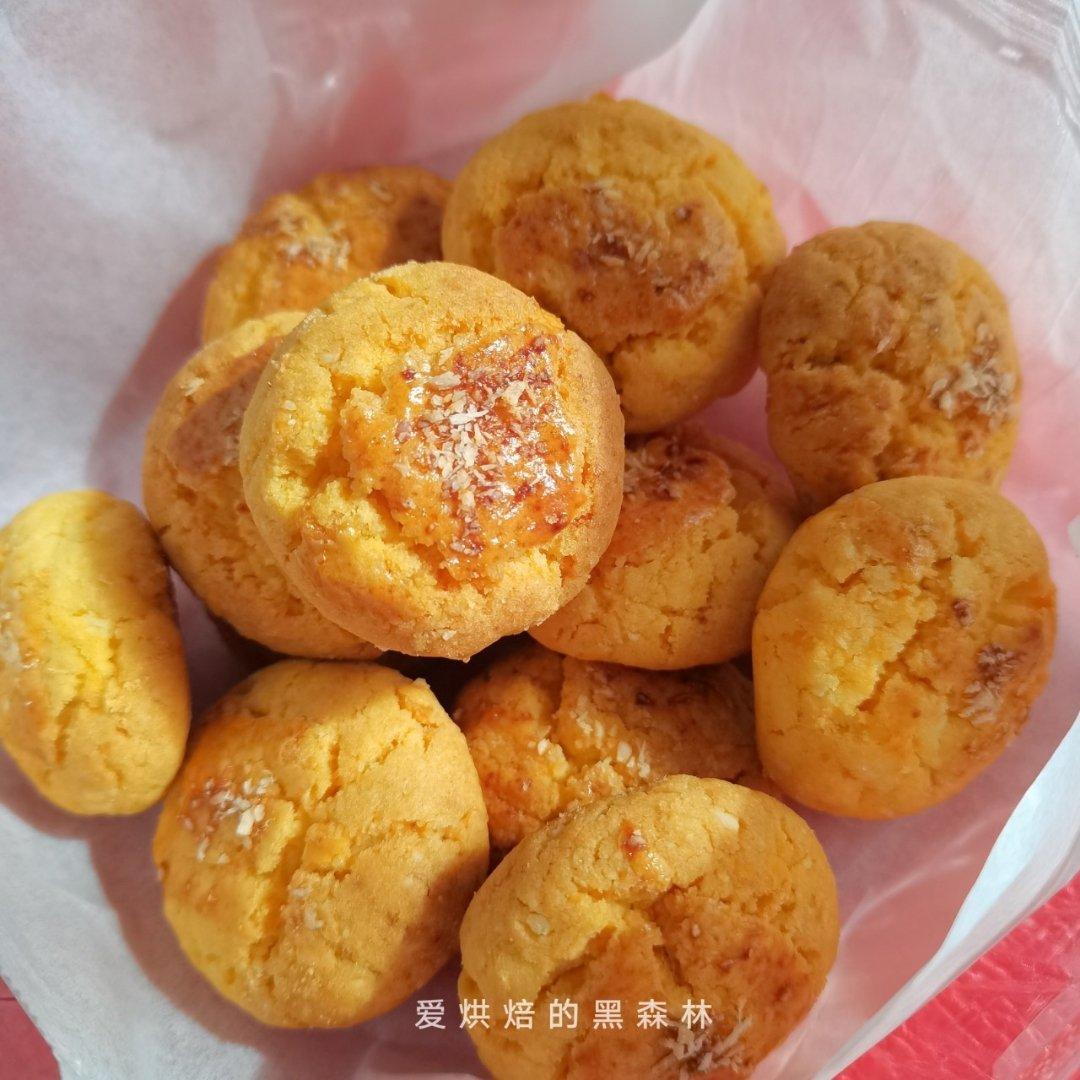 🔥日卖万盒👉椰香金沙咸蛋黄酥💥蛋黄控大爱‼️