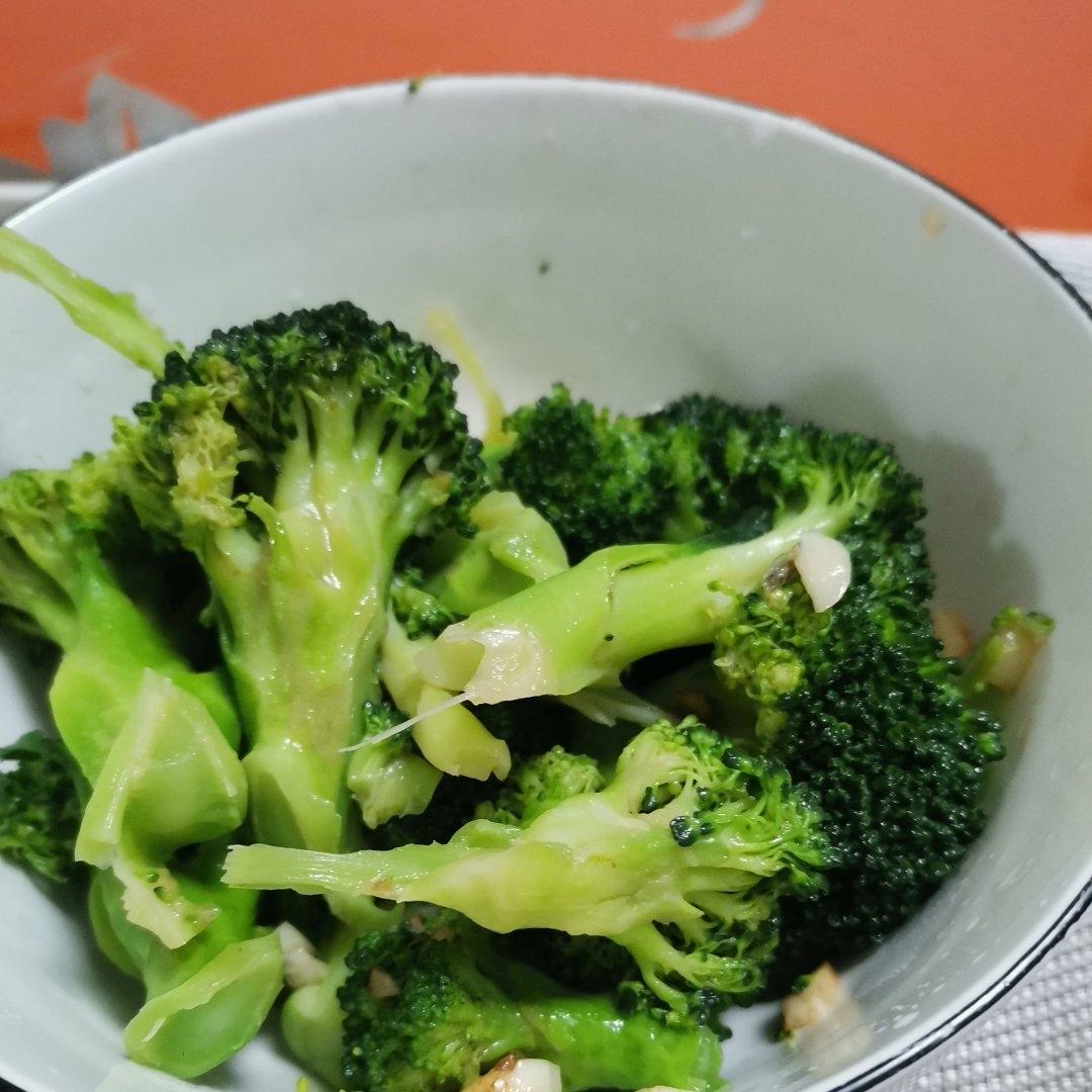 蚝油蒜蓉西兰花