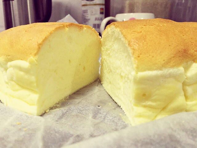 无油酸奶蛋糕---吃出芝士蛋糕D口感和味道，健康之选！