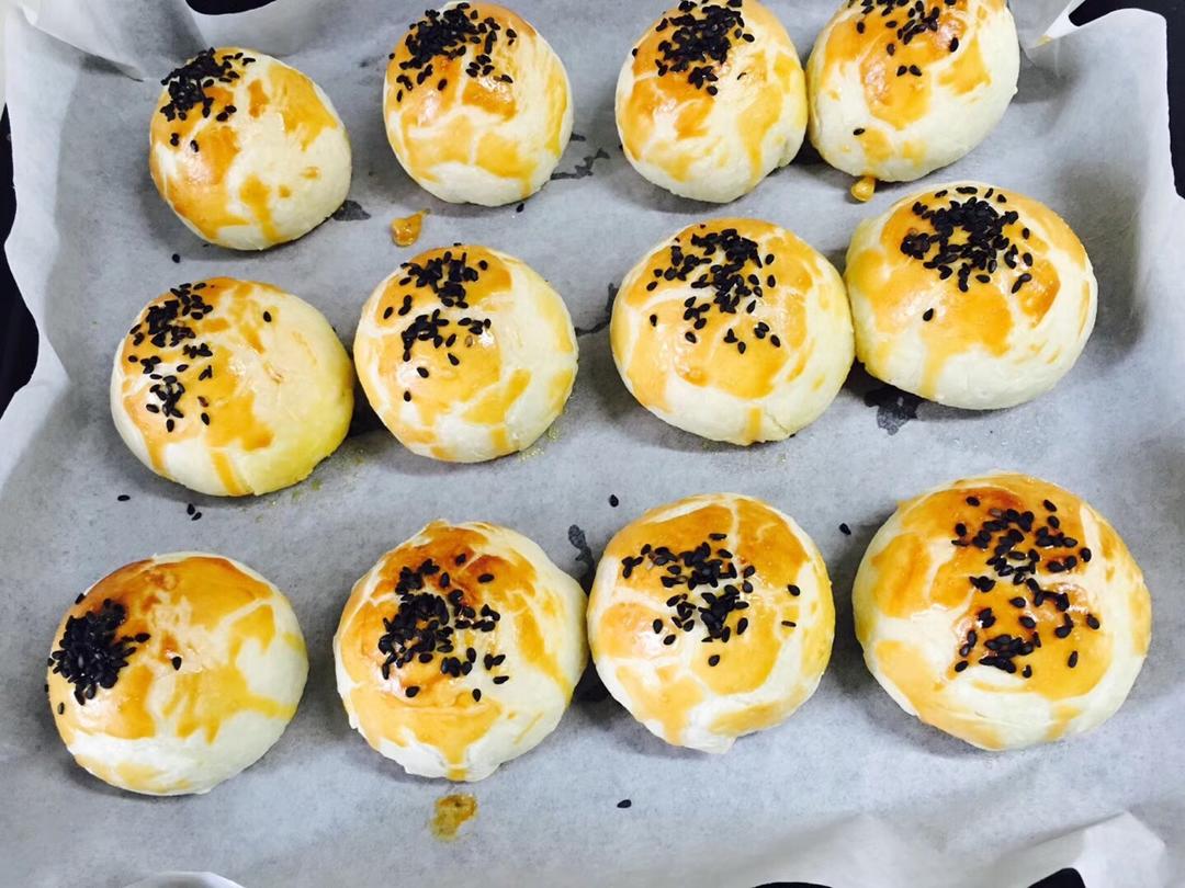蛋黄酥