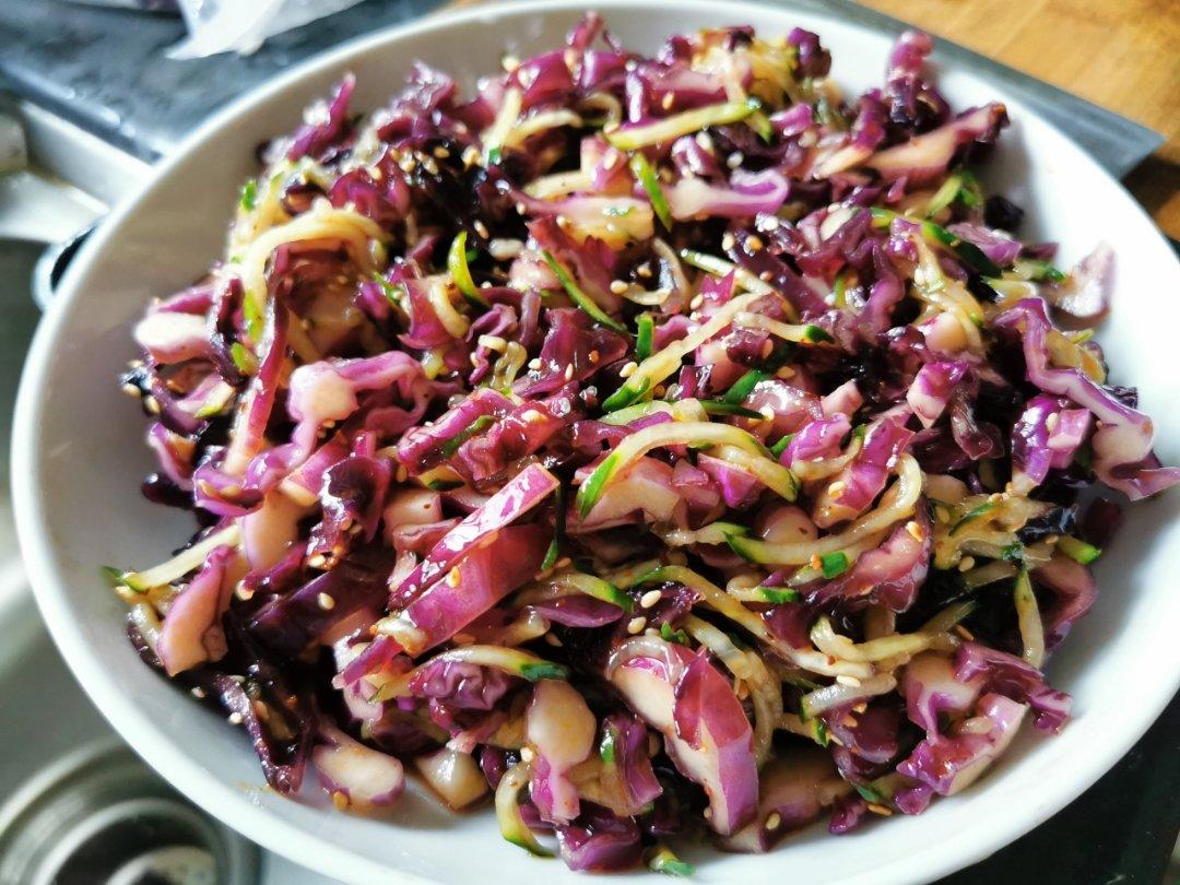 紫甘蓝拌黑木耳