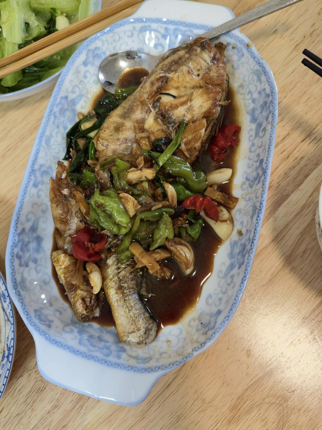 红烧大黄鱼