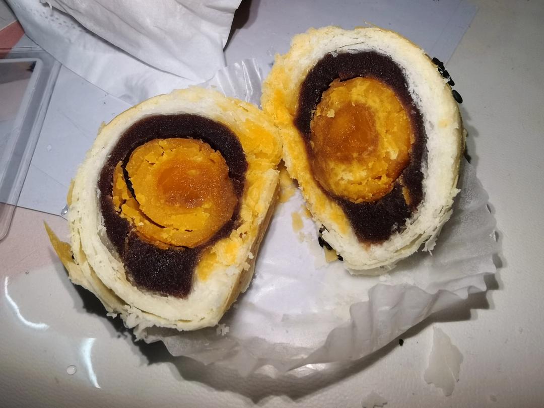 蛋黄酥