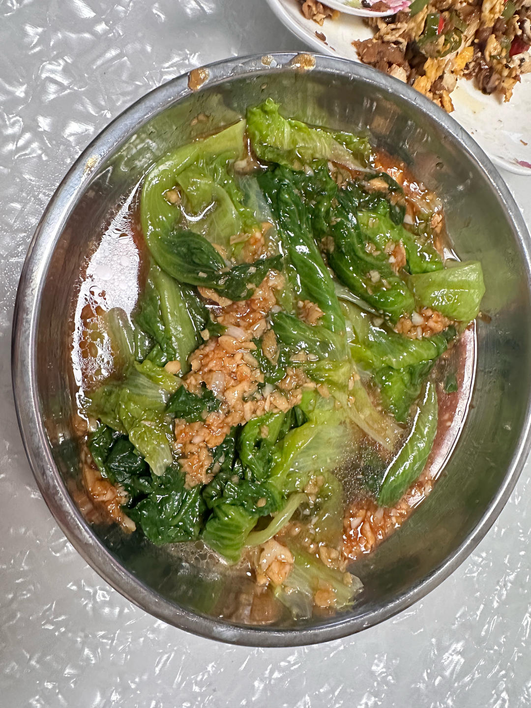 蒜蓉蚝油生菜，清脆爽口，色香味俱全