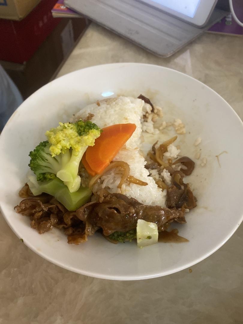 肥牛饭
