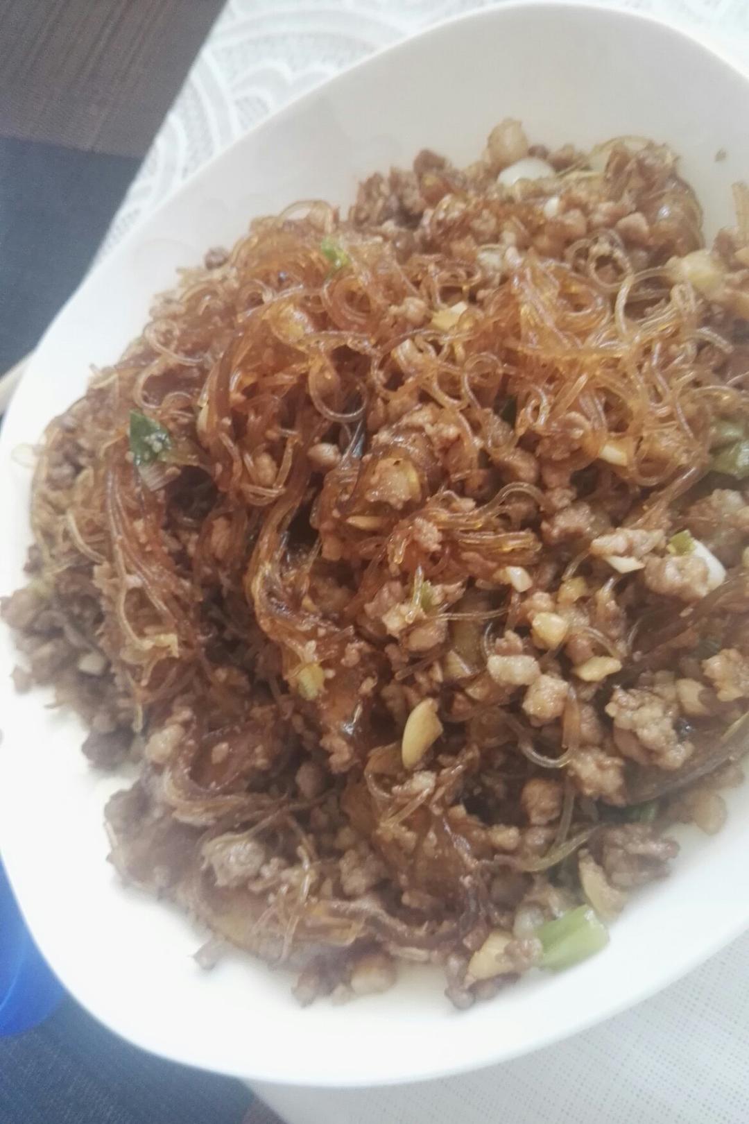 肉末炒粉丝