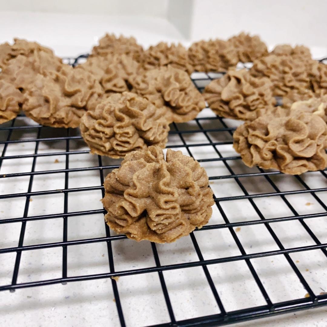 被业界猜了很久的网红牛油小花曲奇配方，酥的掉渣