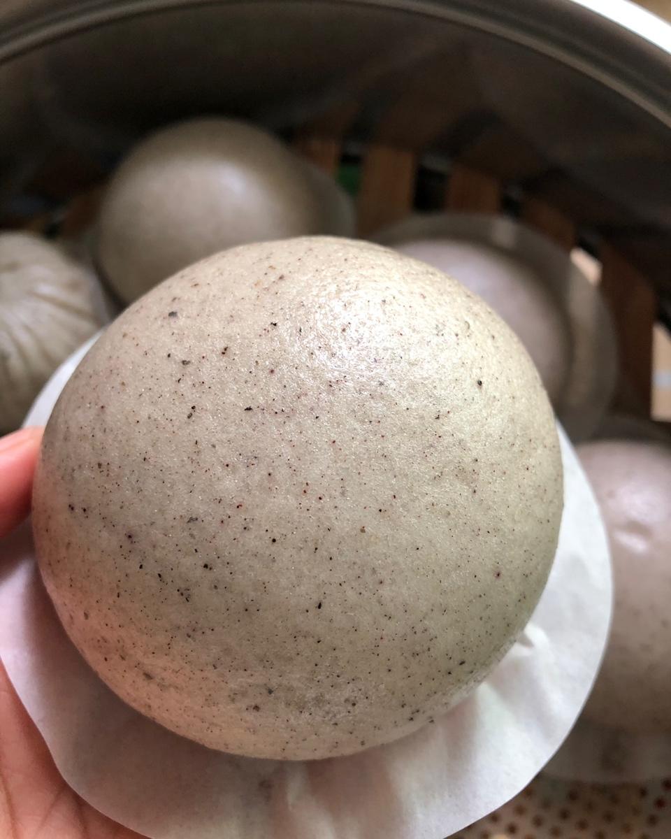 黑白双色大理石纹可拉丝的馒头卷儿