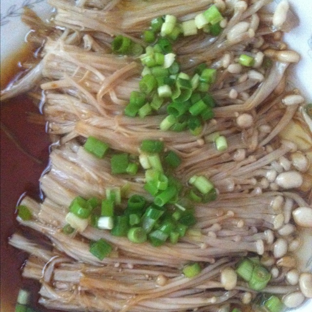 剁椒金针菇