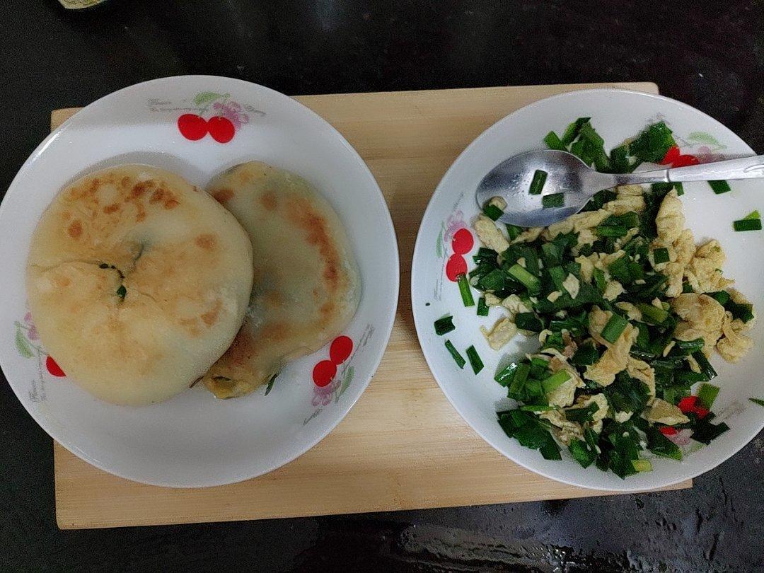 堂妈小厨——韭菜馅饼