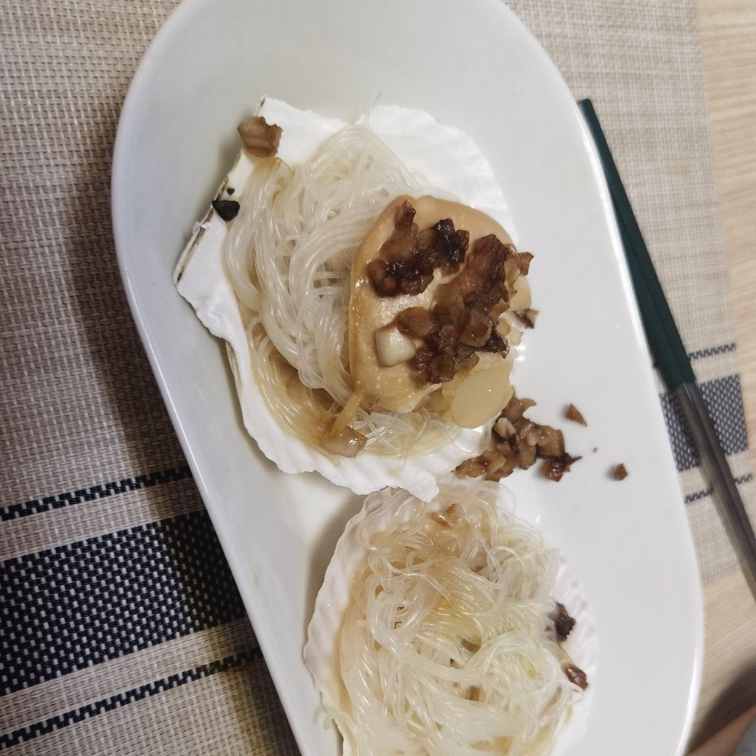蒜蓉粉丝蒸扇贝