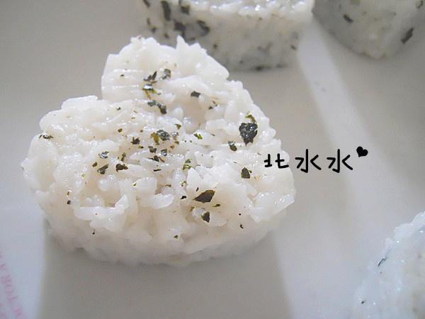 柱候肉末饭团的做法