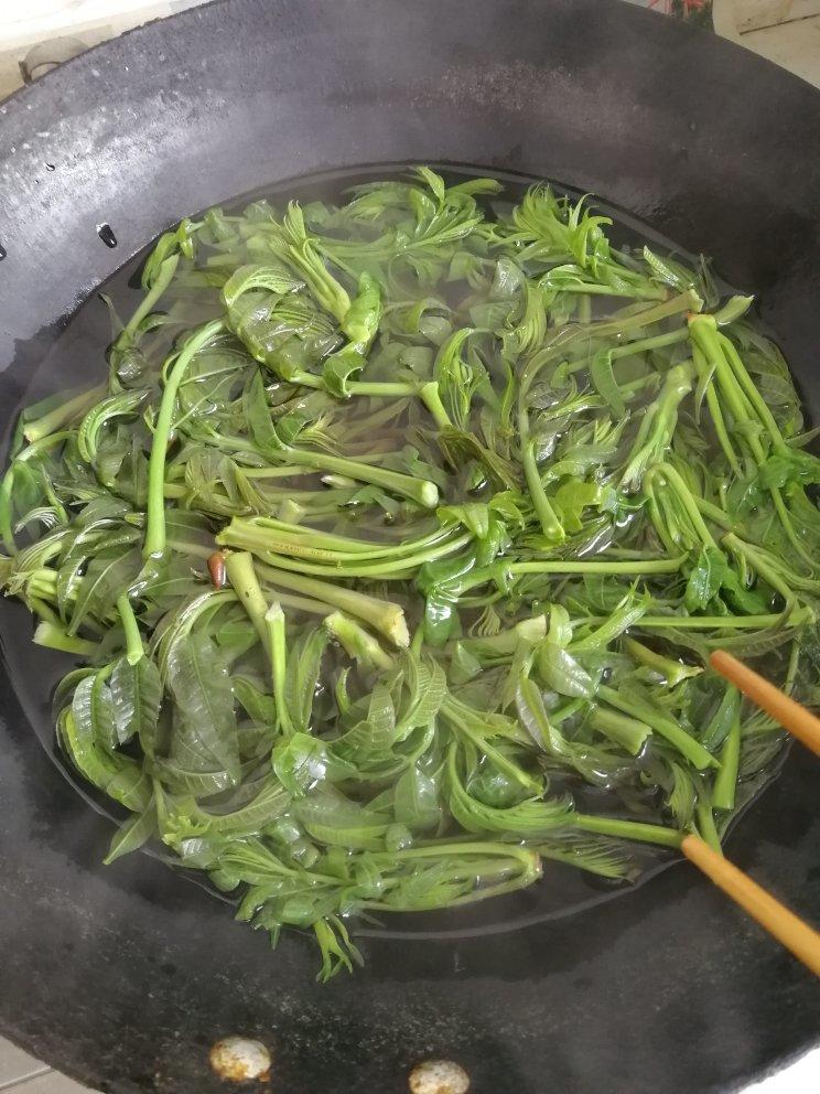 香椿炒鸡蛋
