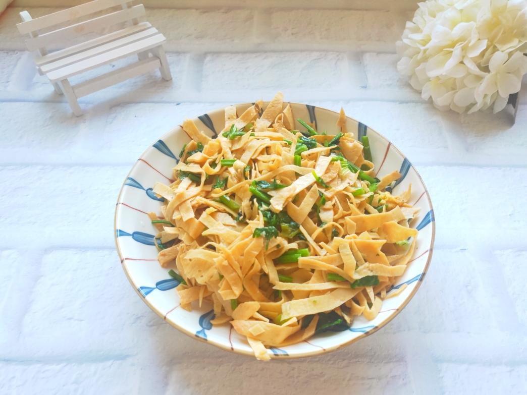 干油豆皮这样做不仅好吃有嚼头而且做法也超级简单：小白的首选的做法