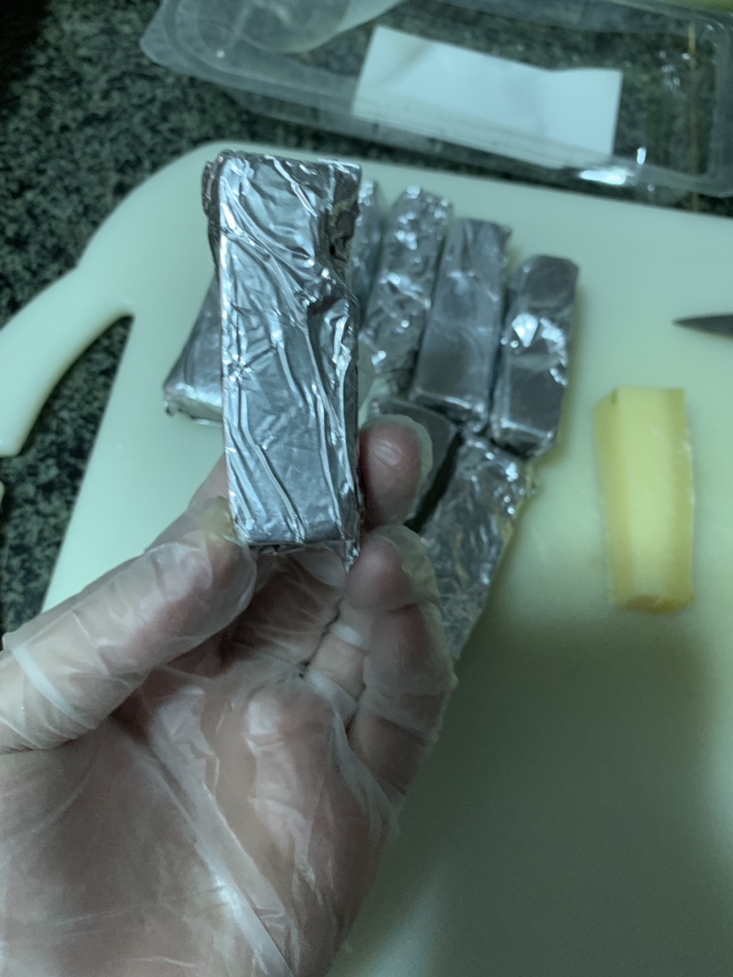 大孔奶酪储存方法的做法 步骤2