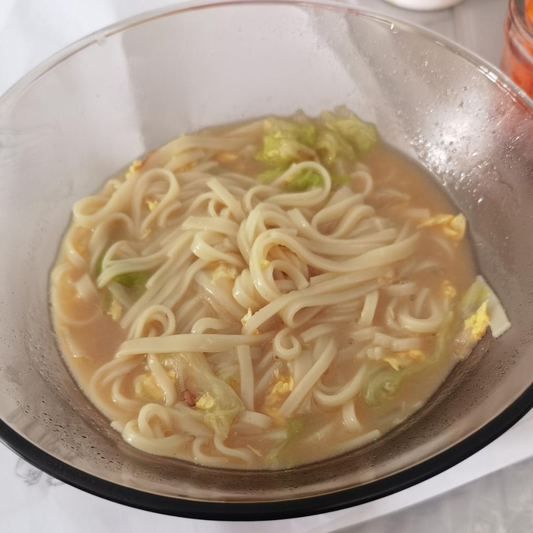 白菜爆锅面！