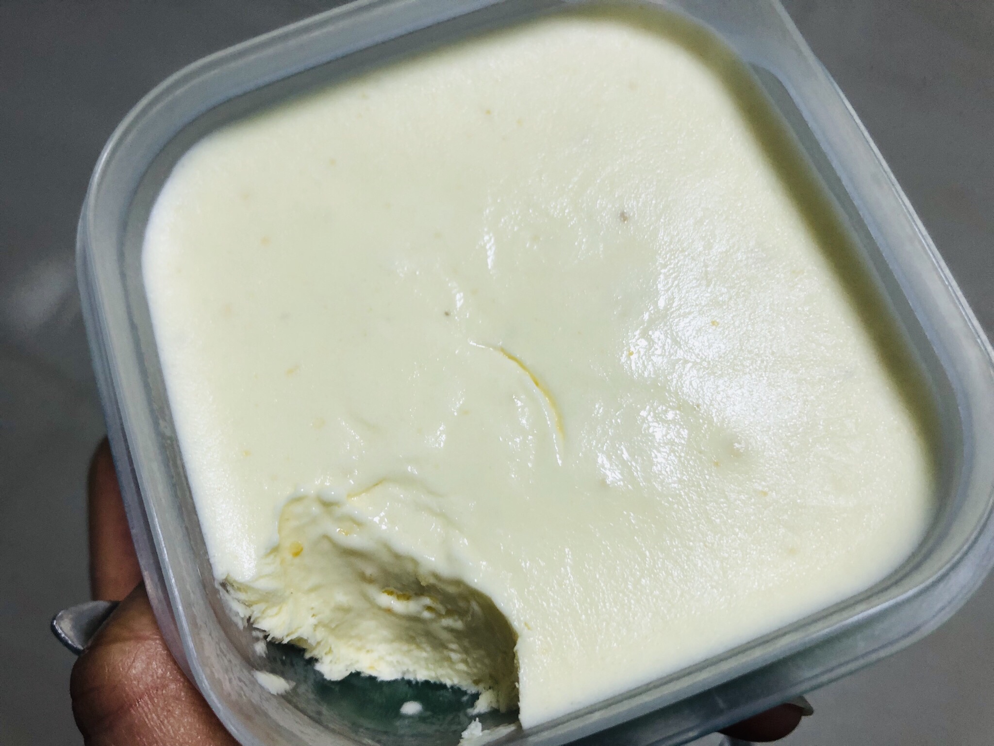 自制奶油冰激凌-味道类似榛果味哈根达斯（冷热两种方法）的做法