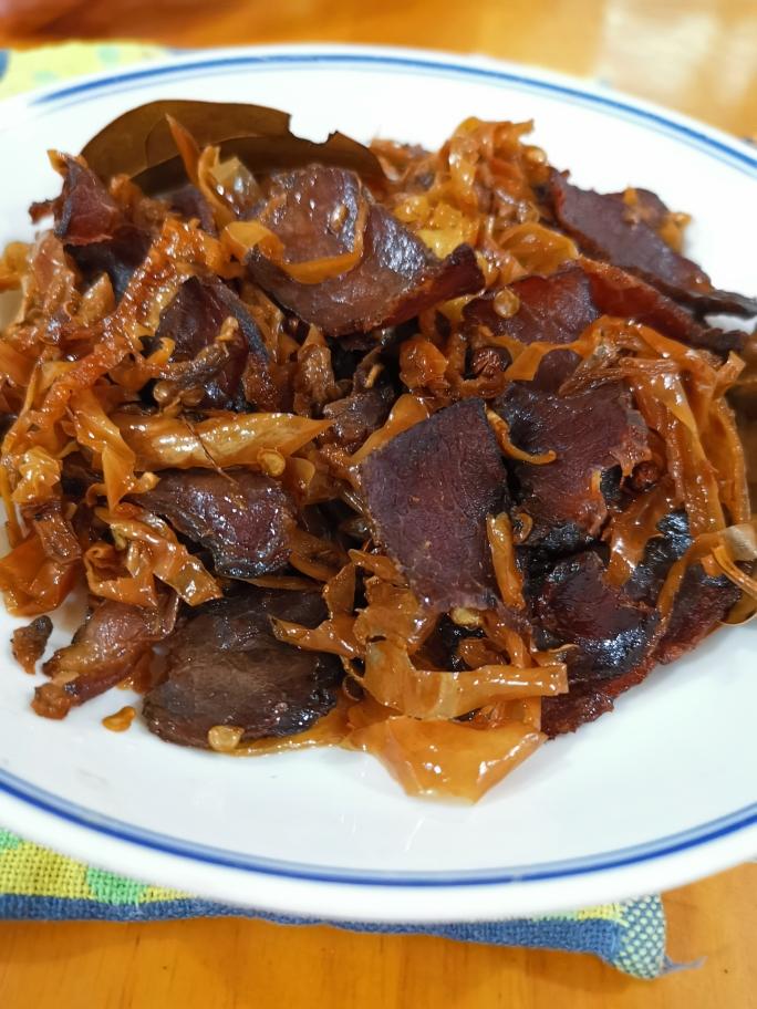 白辣椒干炒牛肉干