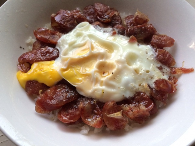 懒人版微波炉腊味煲仔饭