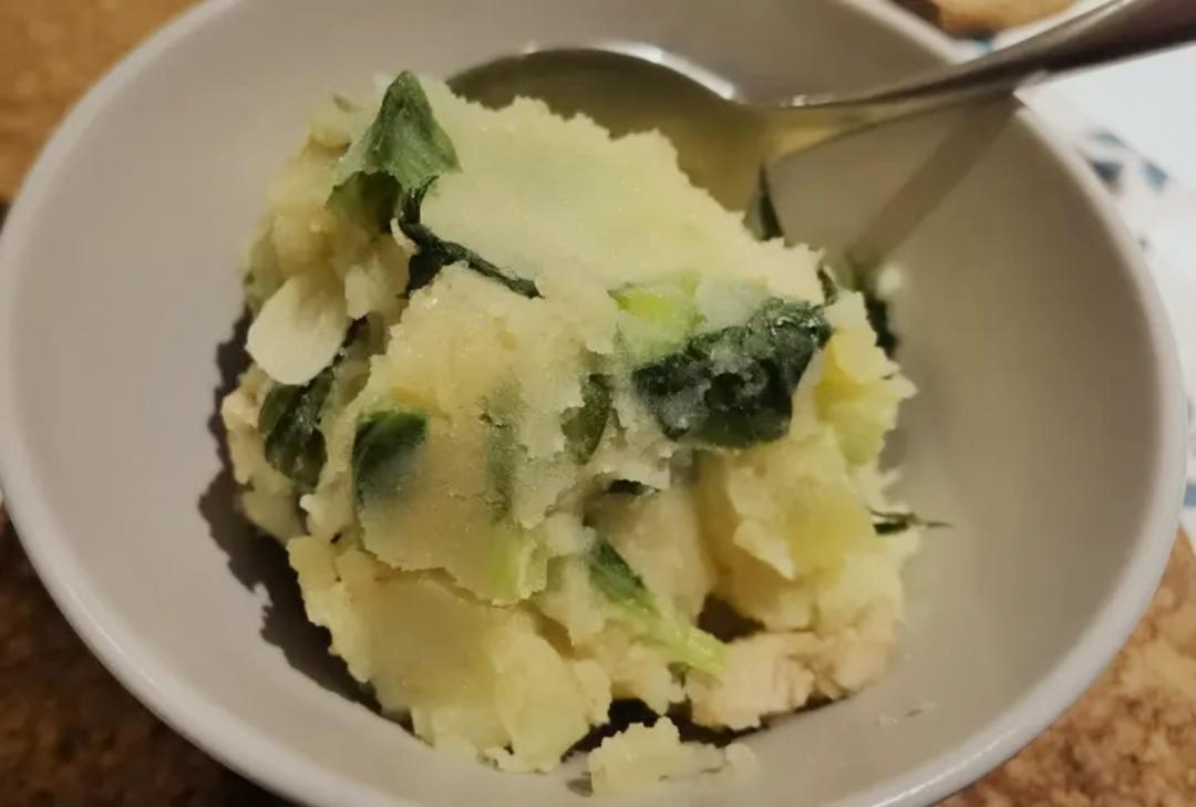 家常土豆泥小白菜
