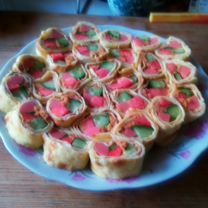 香肠肉松鸡蛋卷