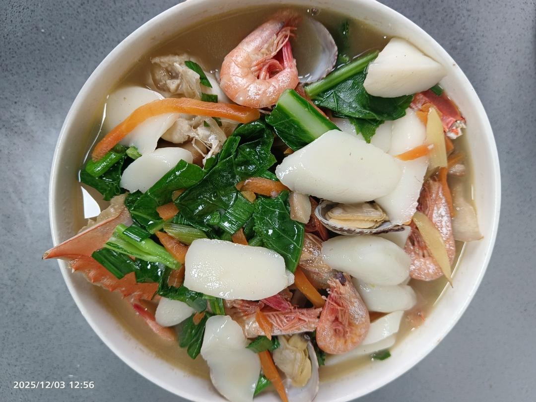 海鲜煮白粿