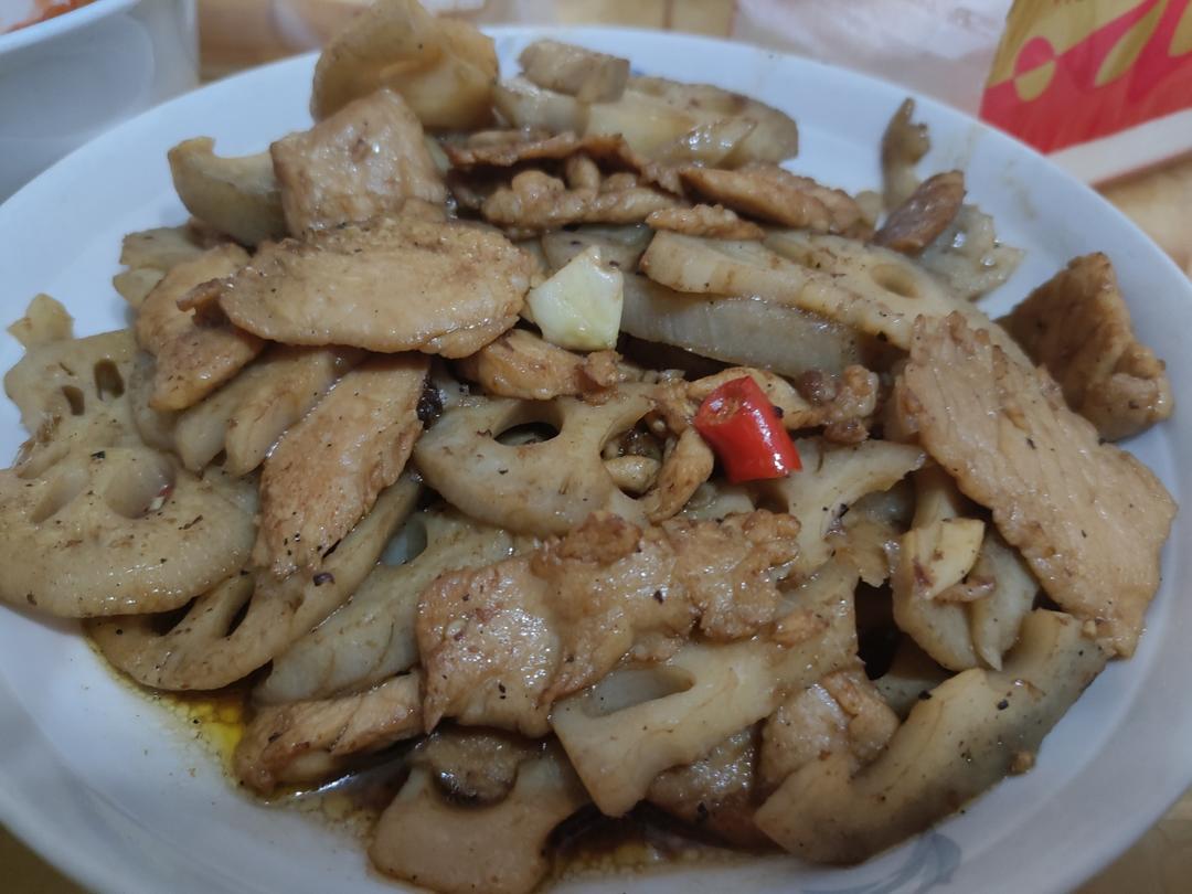 小炒藕片｜简单快手家常菜