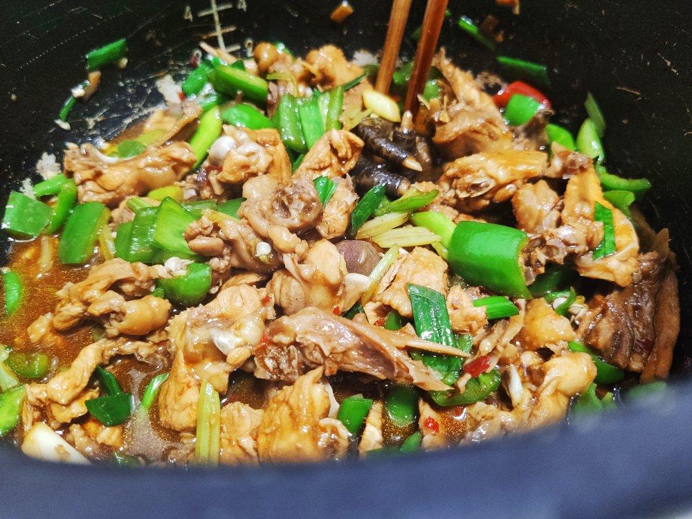 红烧鸡块 大盘鸡 青椒炒鸡做法