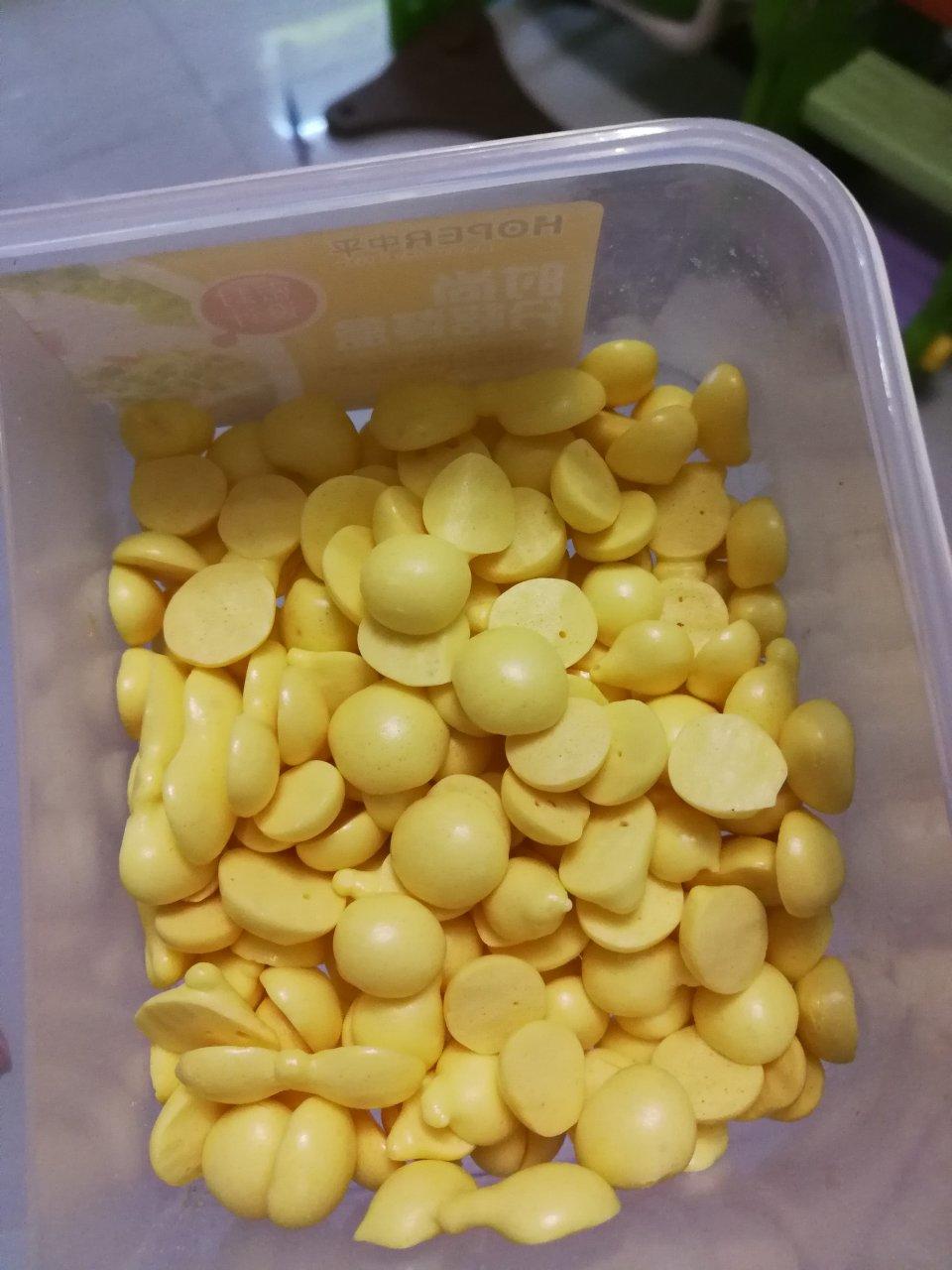 入口即化的无添加蛋黄溶豆