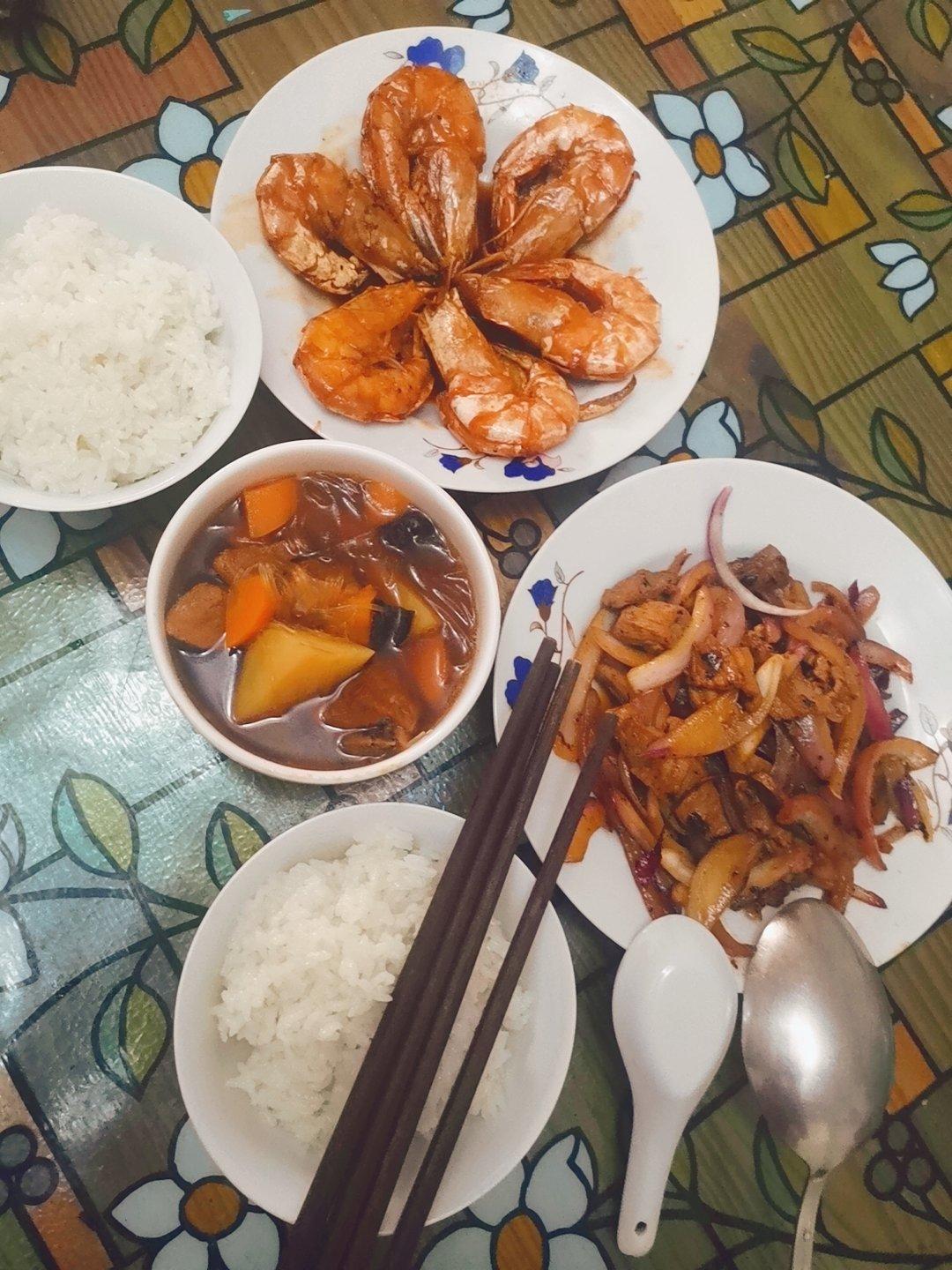 洋葱炒肉（宝宝爱吃）