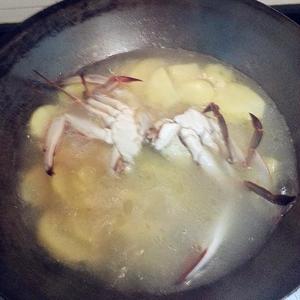 土豆螃蟹羹的做法 步骤4